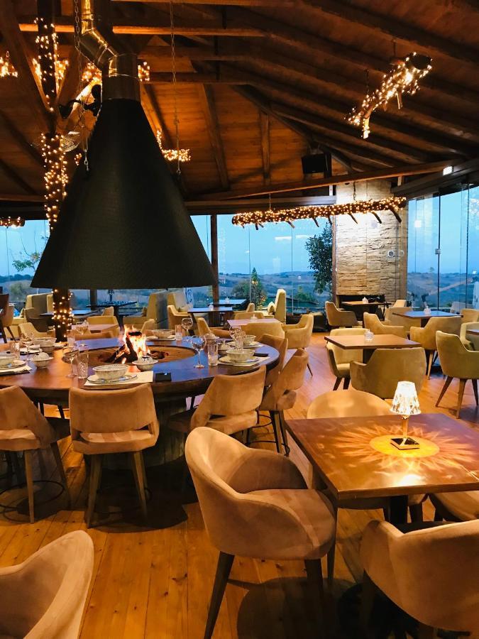 3 Hills Boutique - The Ranch Experience Hotel Trilofos Bagian luar foto