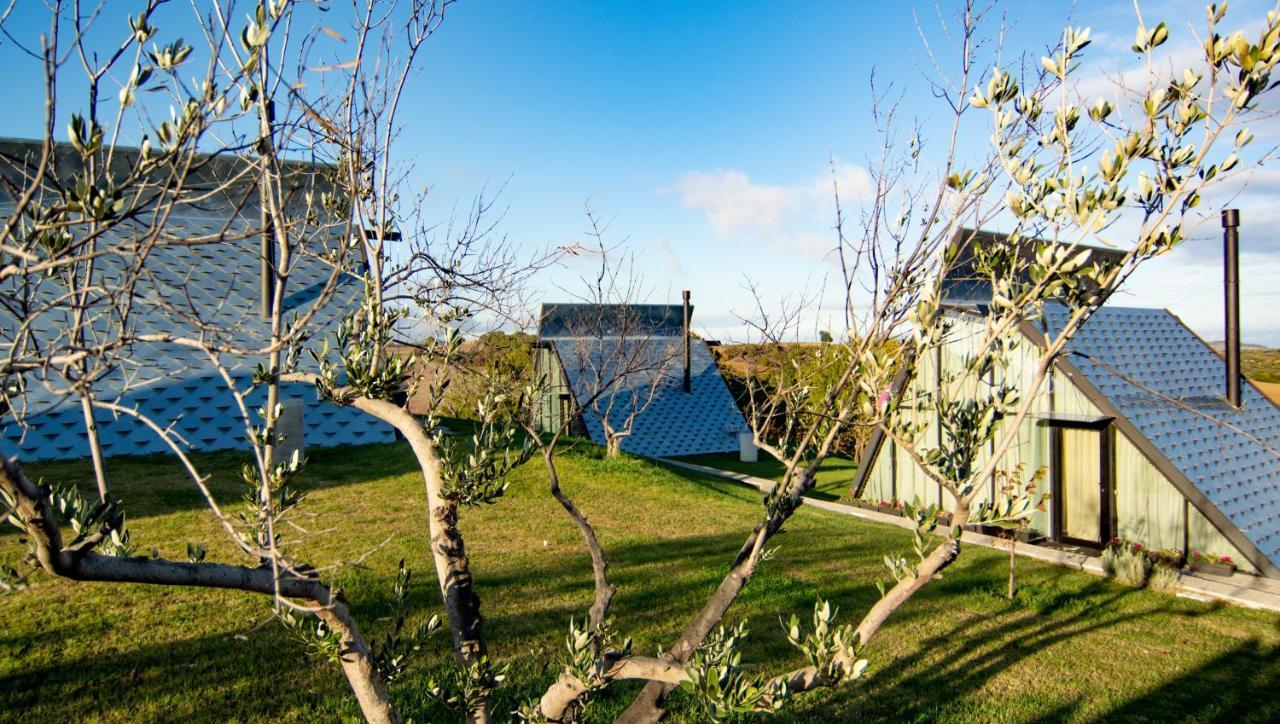 3 Hills Boutique - The Ranch Experience Hotel Trilofos Bagian luar foto