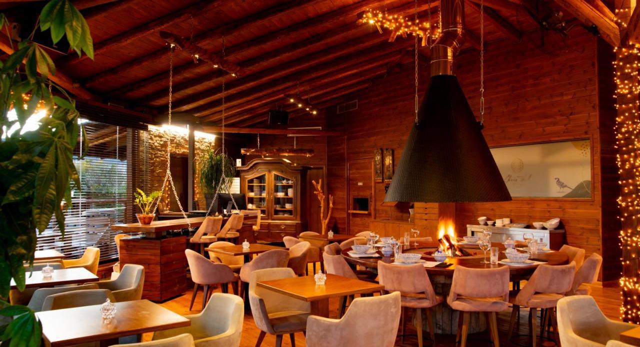 3 Hills Boutique - The Ranch Experience Hotel Trilofos Bagian luar foto